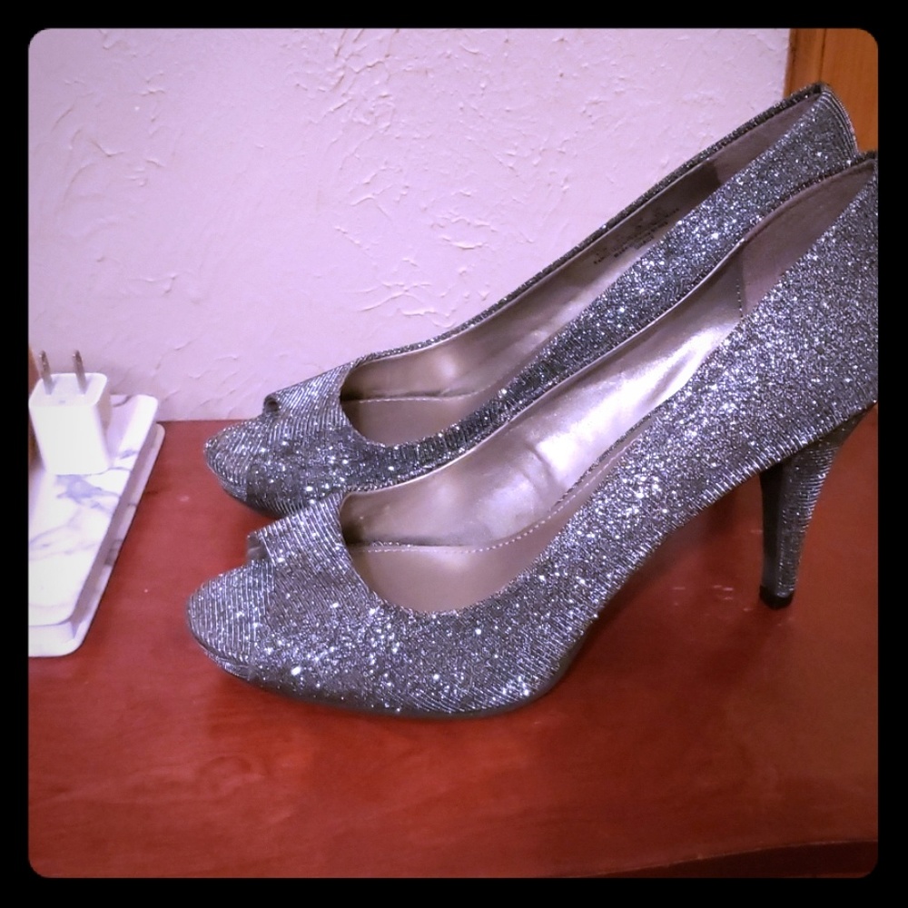 Fergalious high heels